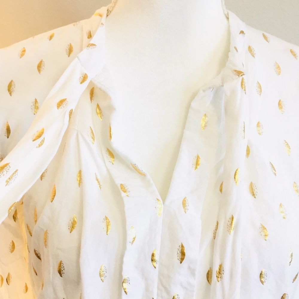 Monarc Anthropologie gallerist gold foil top - Picture 6 of 8